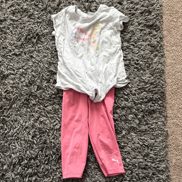 Puma Light Gray Tee and Pink Leggings Set - Picture 1 of 1